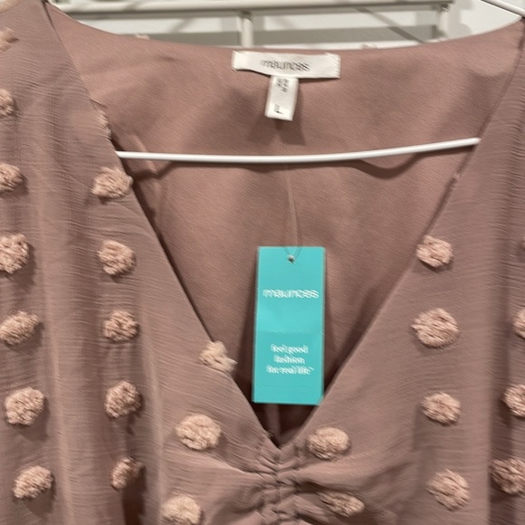 Maurice’s Blouse with Dot Details - Picture 2 of 5